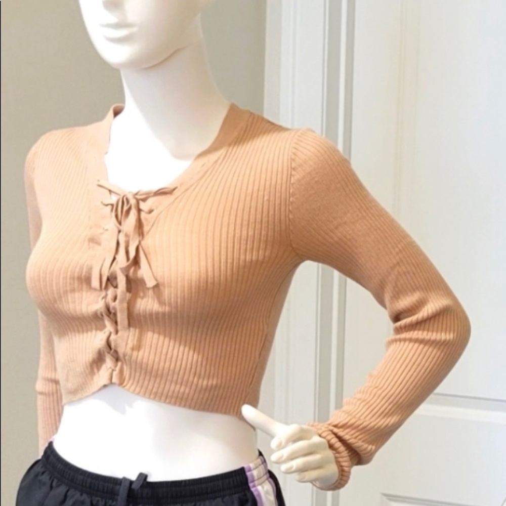 H&M Ribbed Crop Top - Long Sleeve - NWT!